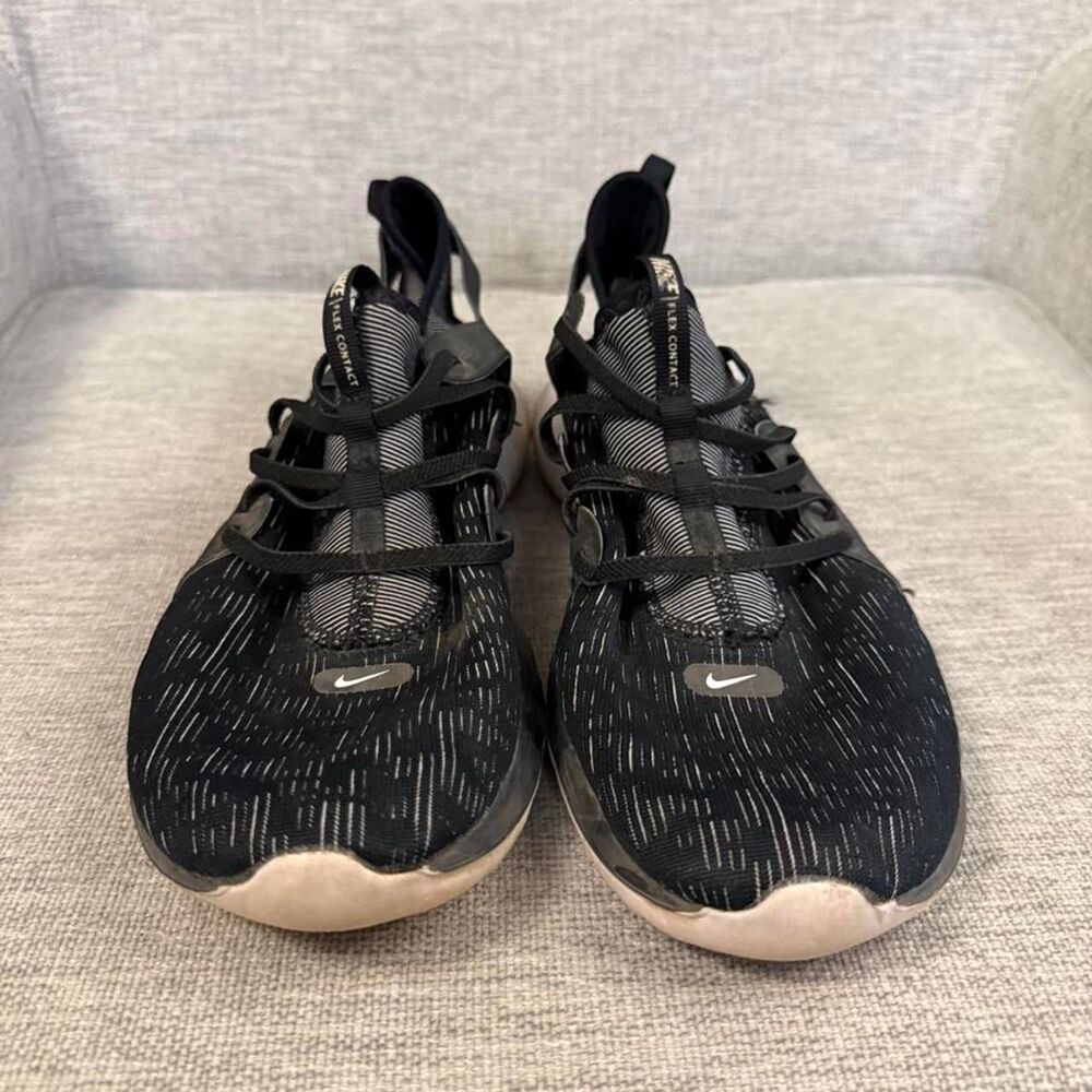 Nike Men's Black Trainers 10.5 Sz - Picture 2 of 6